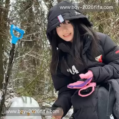 伏炼泰
